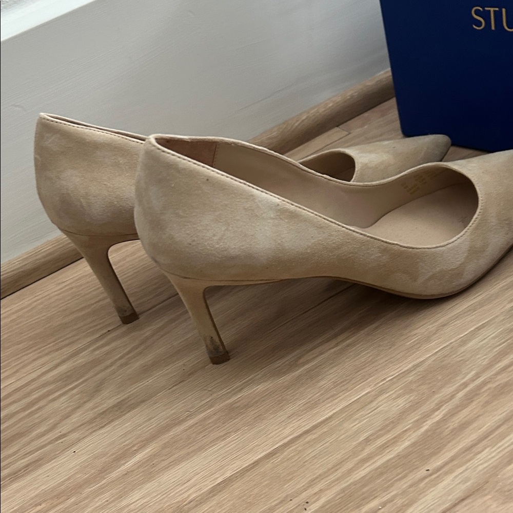 Stuart Weitzman Nude Dancer 75 Suede Heels - Picture 4 of 8
